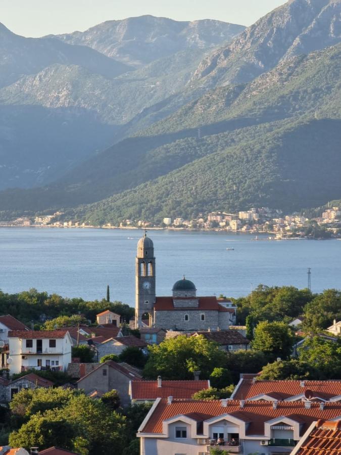Apartments Vranes Tivat Exteriér fotografie