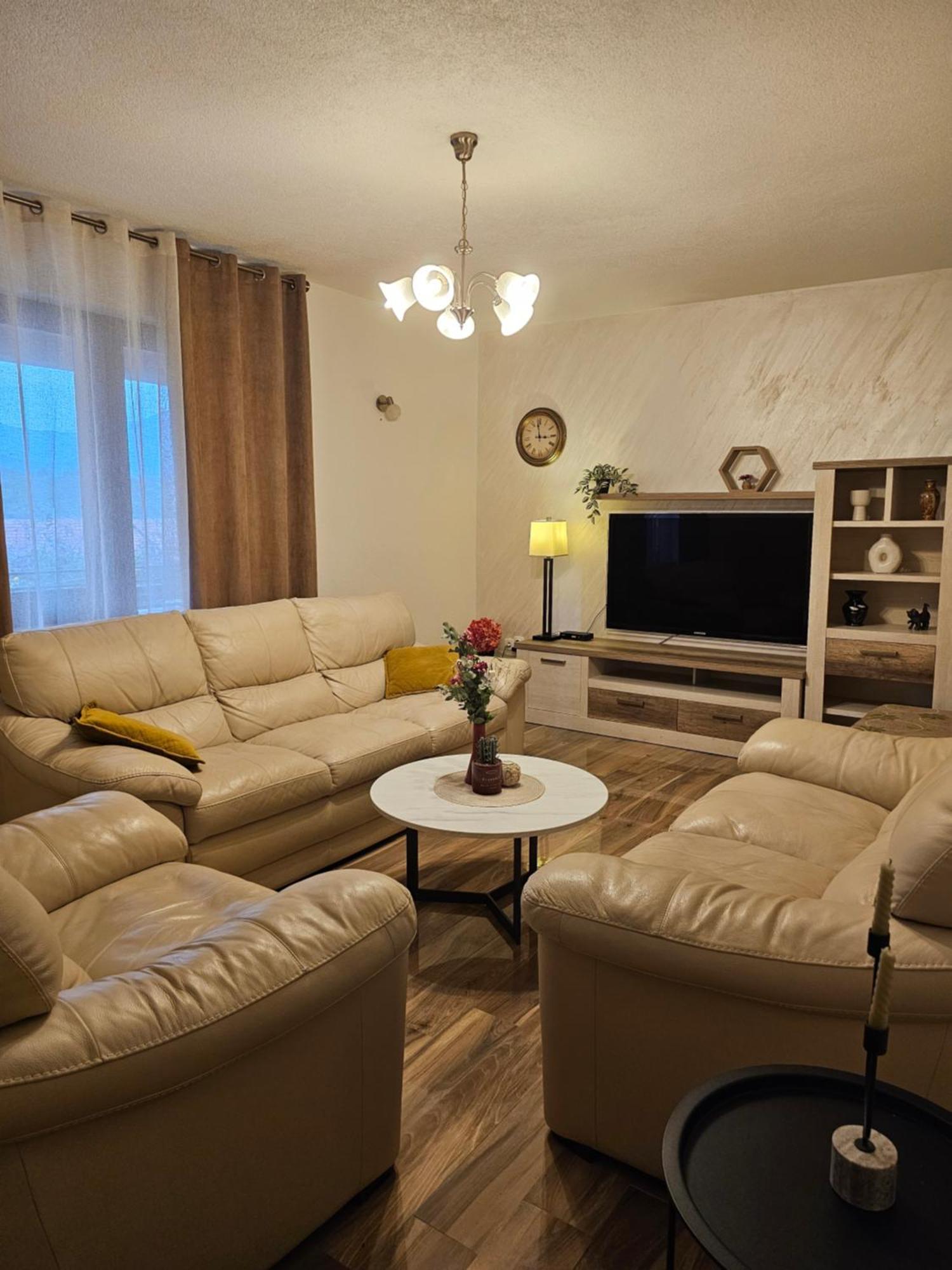 Apartments Vranes Tivat Exteriér fotografie