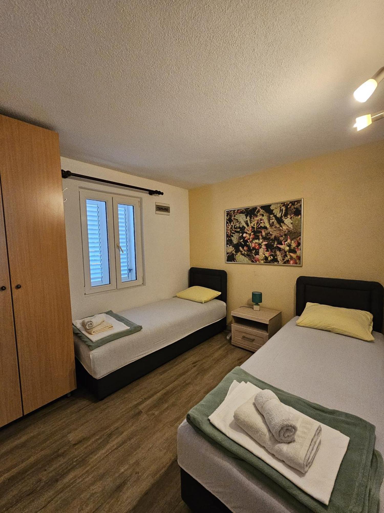 Apartments Vranes Tivat Exteriér fotografie